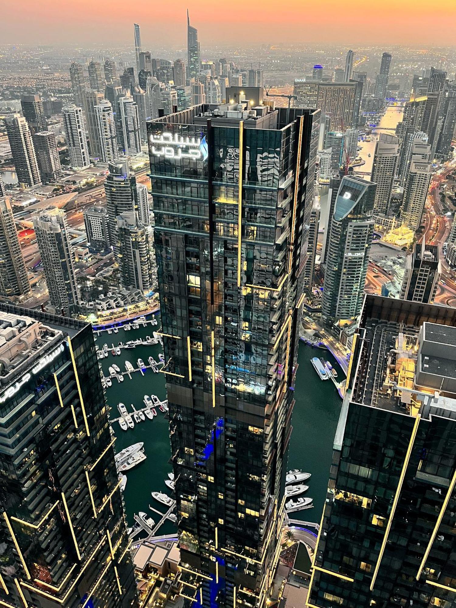 نزل دبيفي Torch 77 - By Saffron House المظهر الخارجي الصورة