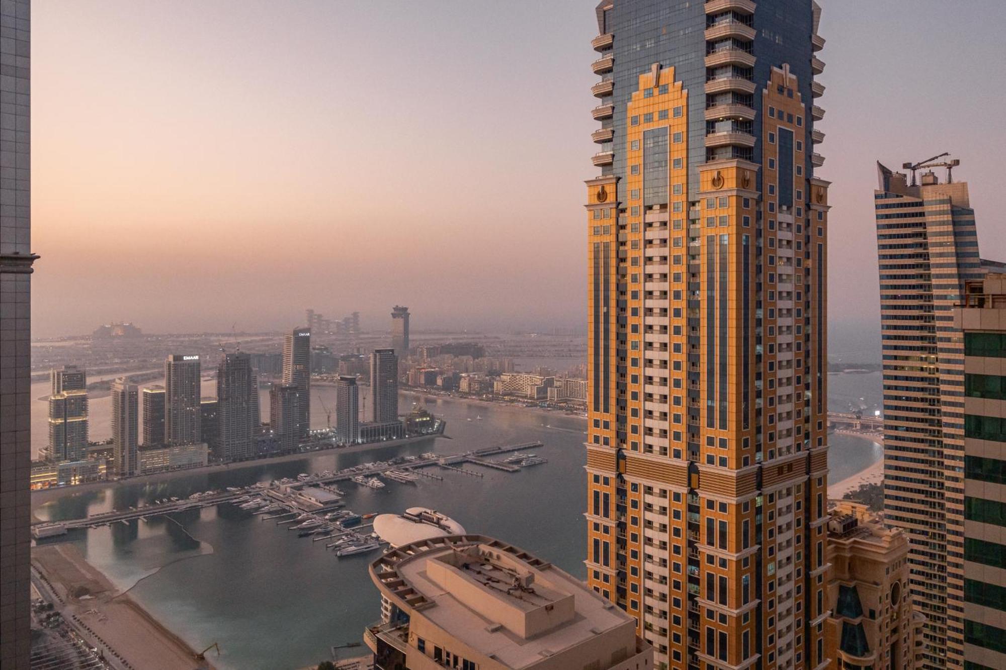 نزل دبيفي Torch 77 - By Saffron House المظهر الخارجي الصورة